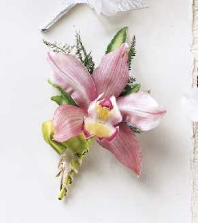 Le bouquet de corsage Vison rose